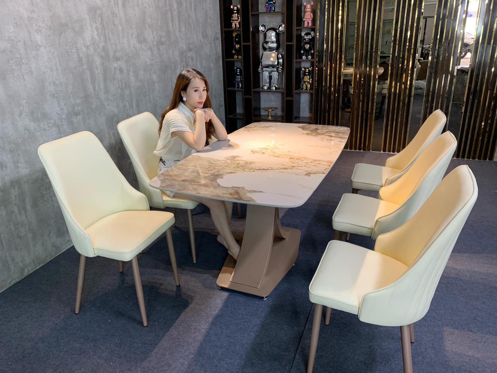 Bộ ghế Lux vàng hồng + bàn channel 